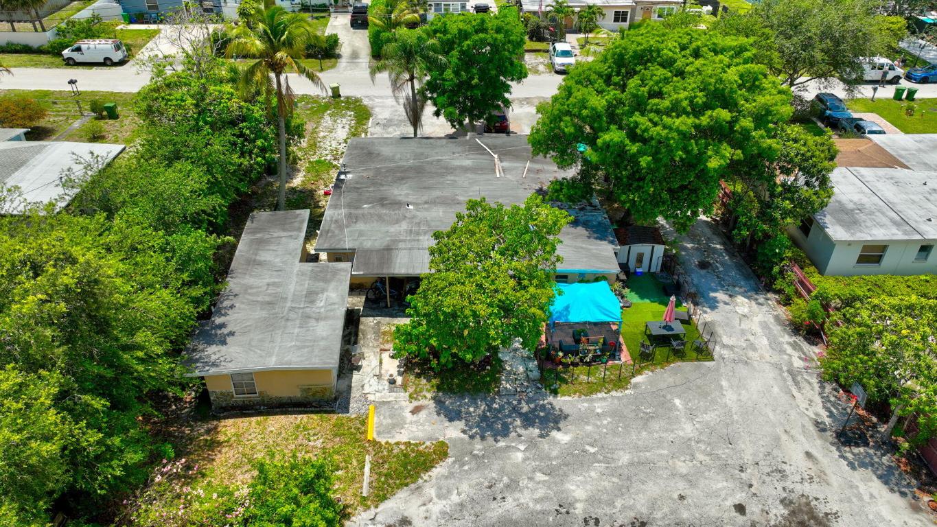 View photos, virtual tours, details... 3063 Floweva Street A