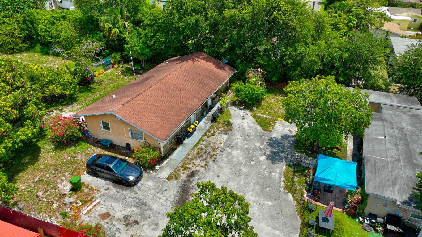 View photos, virtual tours, details... 3063 Floweva Street A