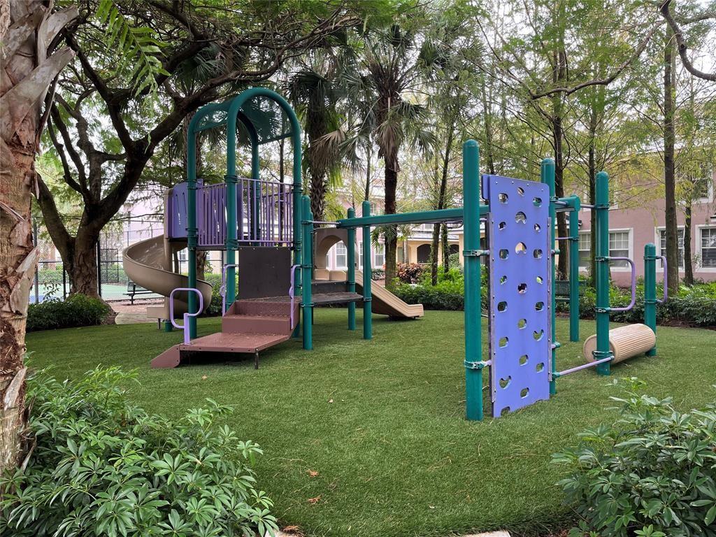 Cypress Pointe At Coral S - Residential Lease