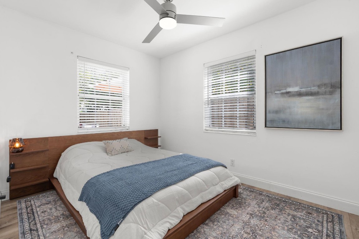 SOUTH MIDDLE RIVER - Residential