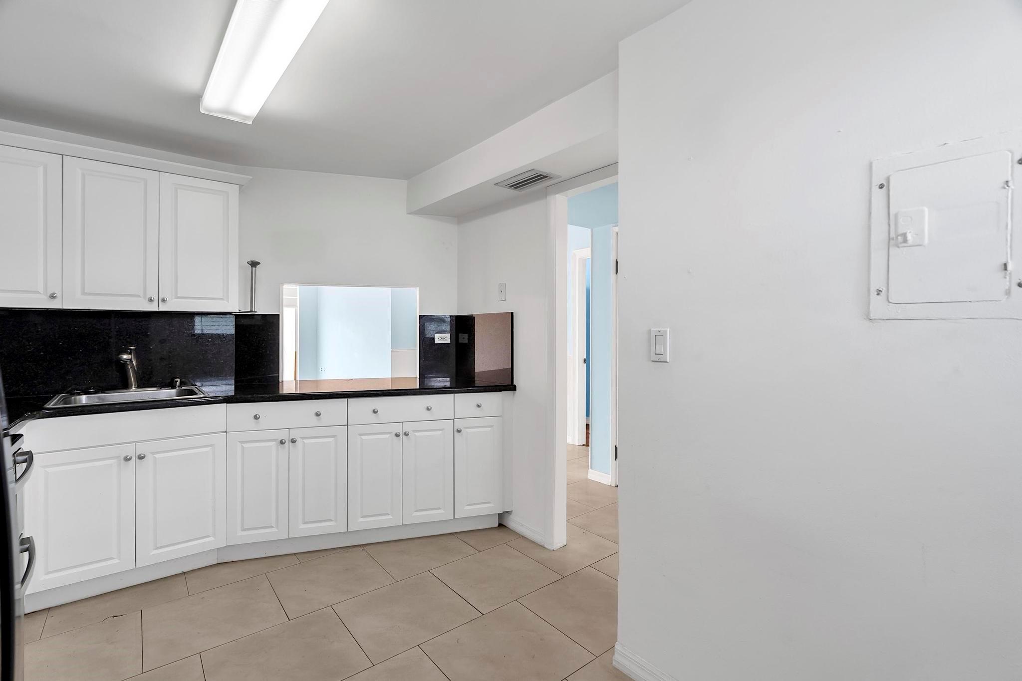 Jade Winds - Residential