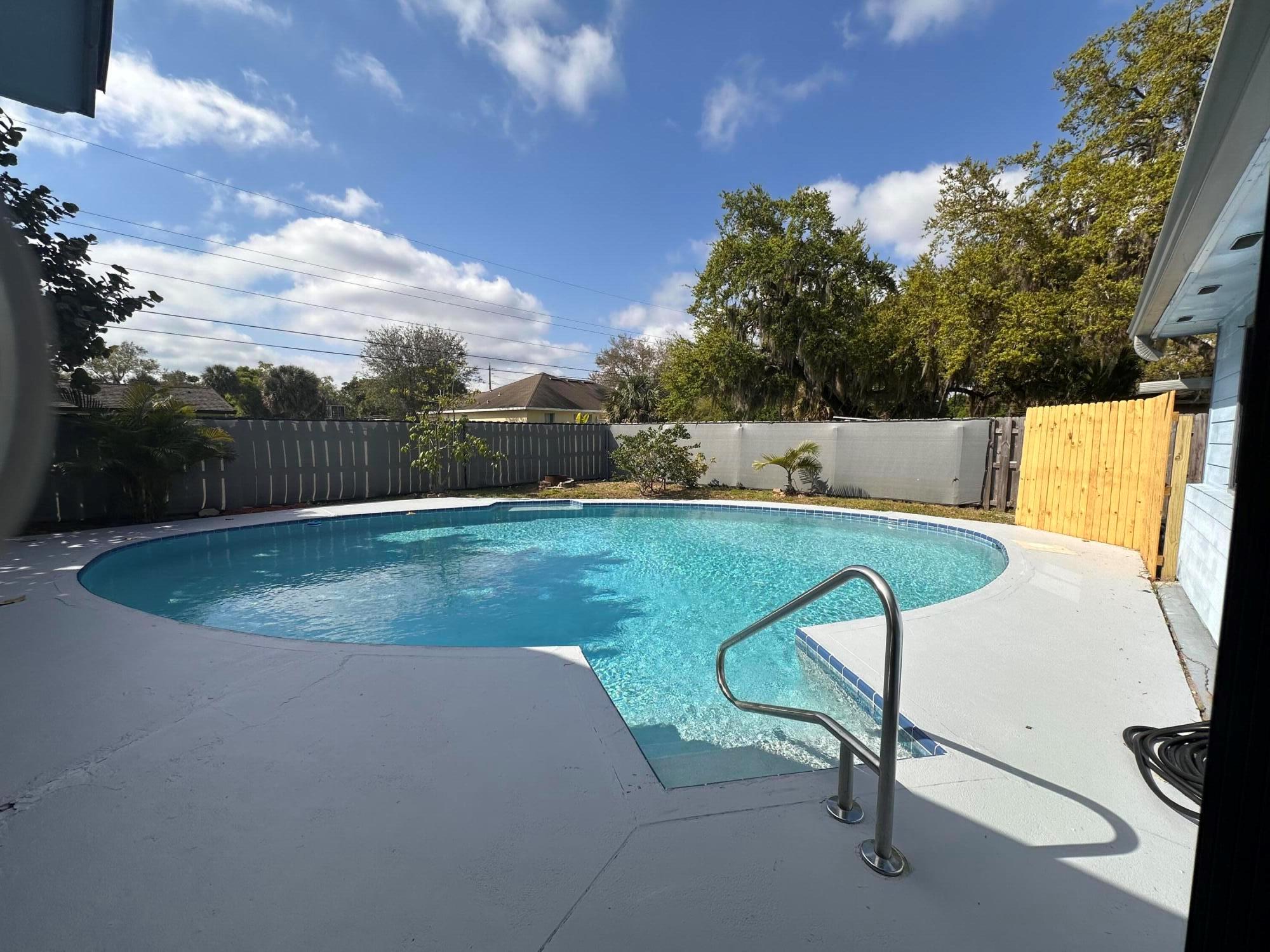 LAKEWOOD PARK UNIT 6 - Residential Lease