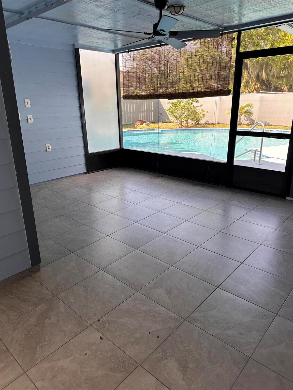 LAKEWOOD PARK UNIT 6 - Residential Lease