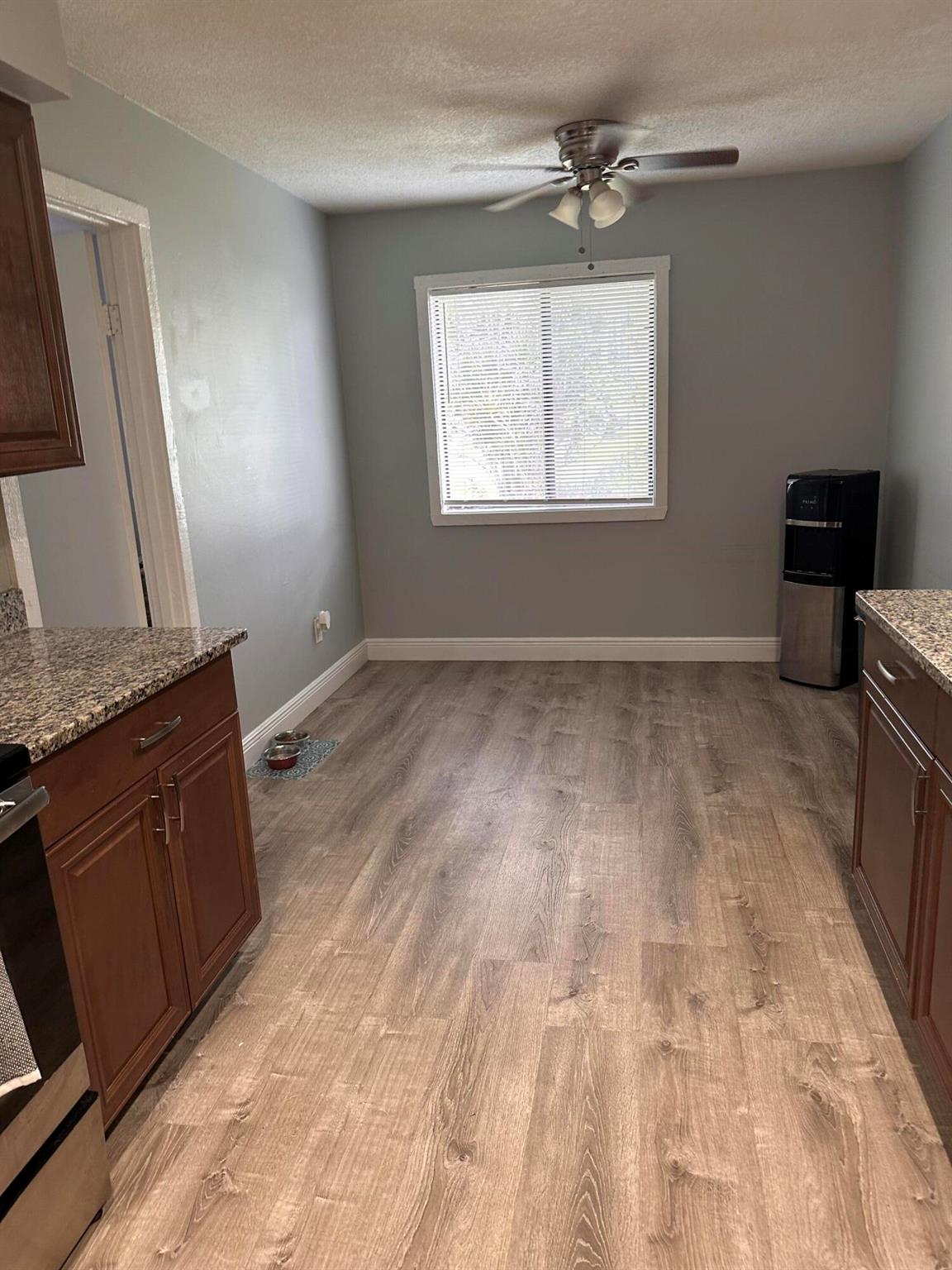 LAKEWOOD PARK UNIT 6 - Residential Lease