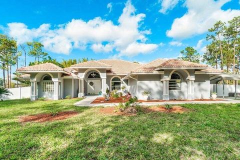 A home in Loxahatchee