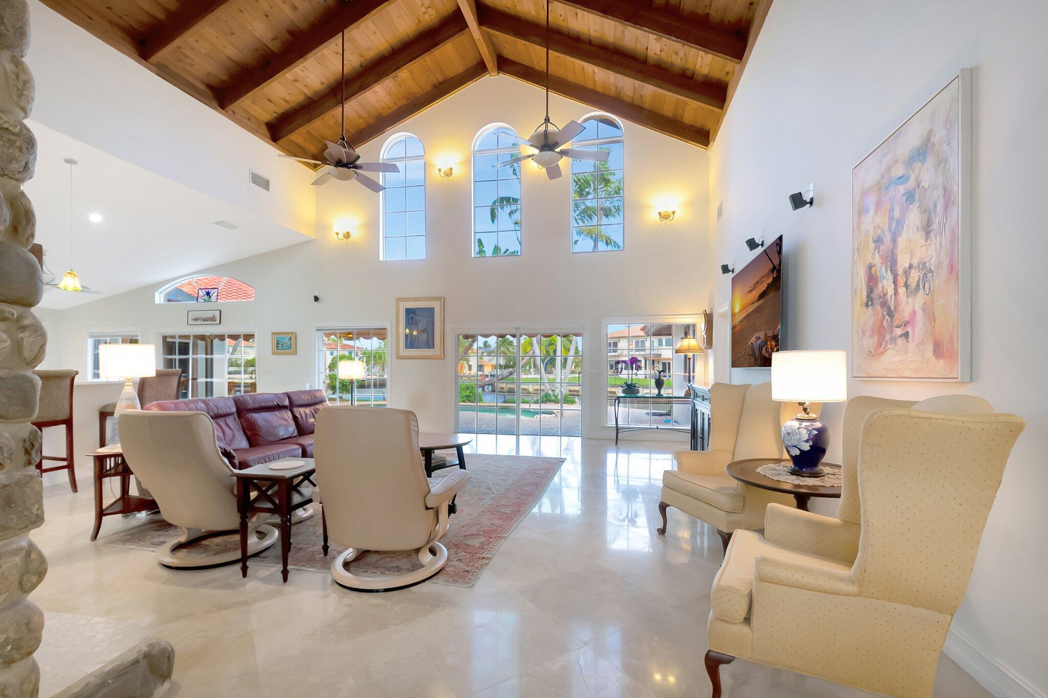 CARRIAGE HILL - Residential