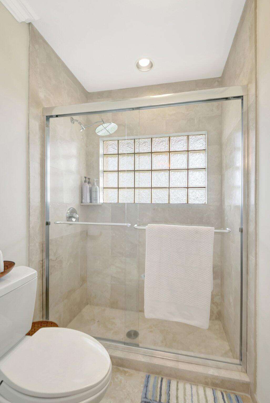 CARRIAGE HILL - Residential