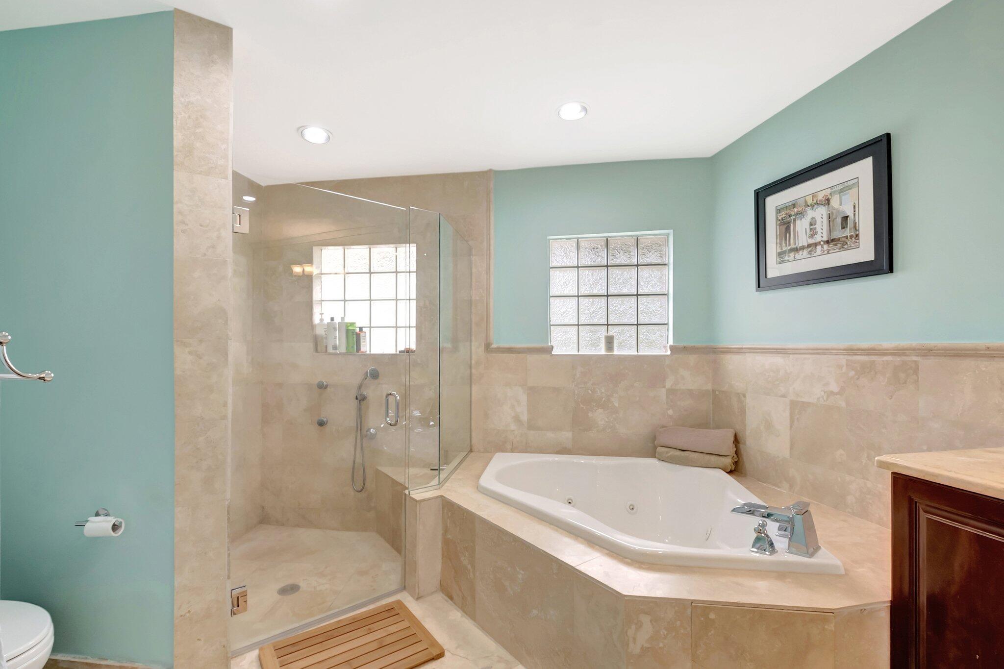 CARRIAGE HILL - Residential