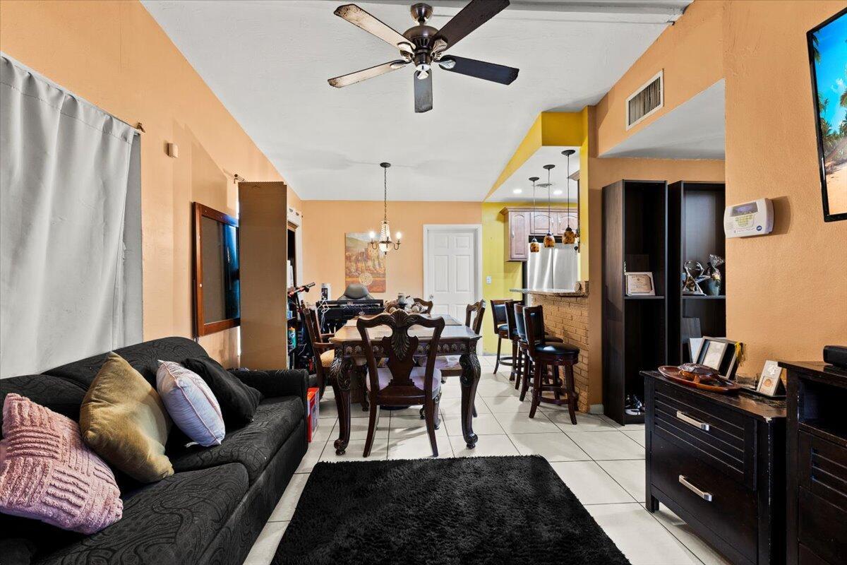 LAKE AIRE ESTATES - Residential