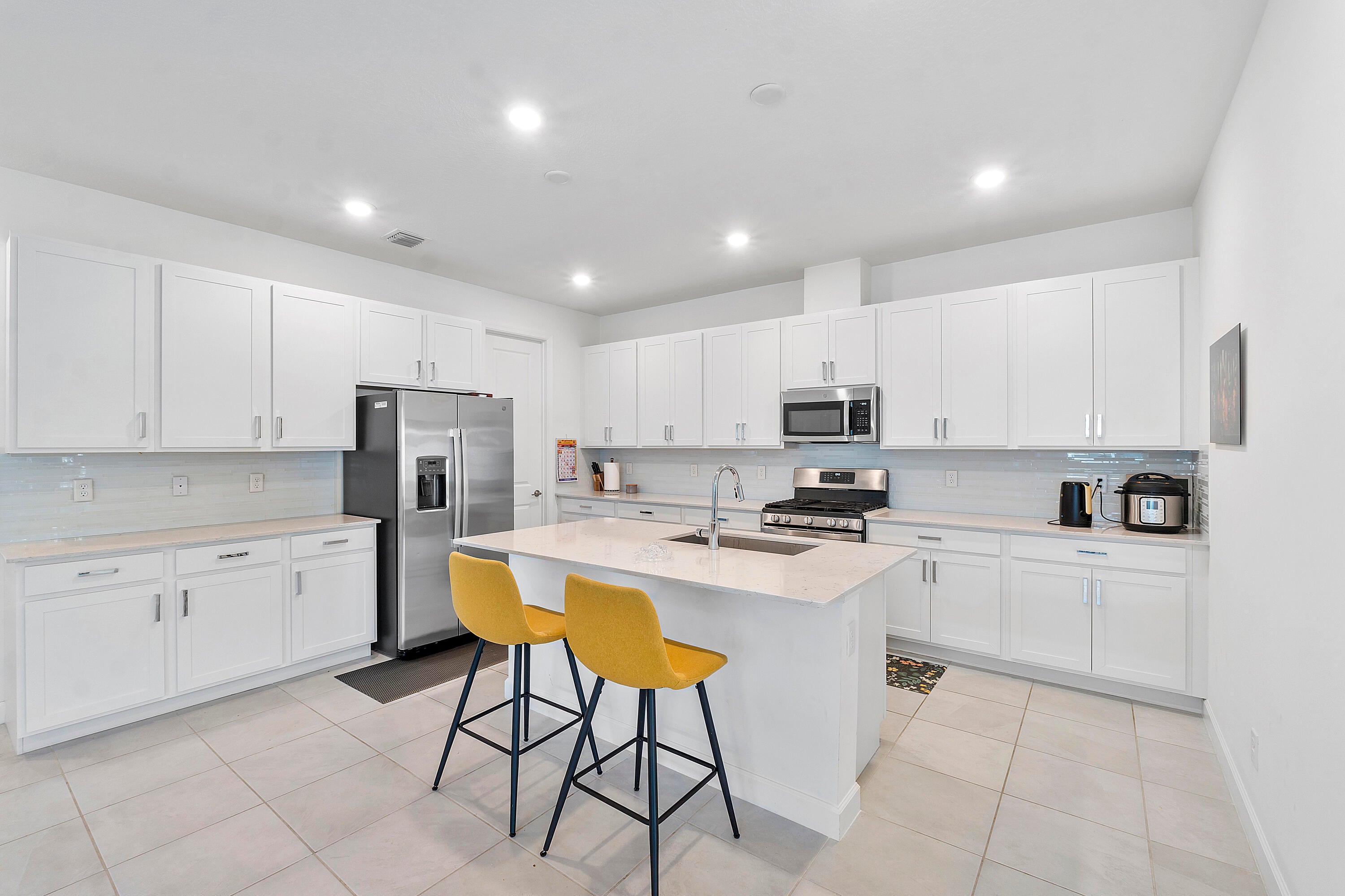 1325 Haywagon Trail