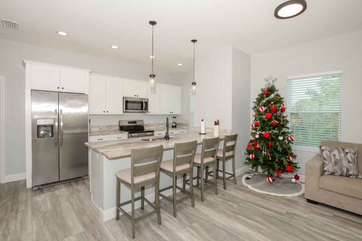 ORANGE BLOSSOM CCC UNIT 17 - Residential