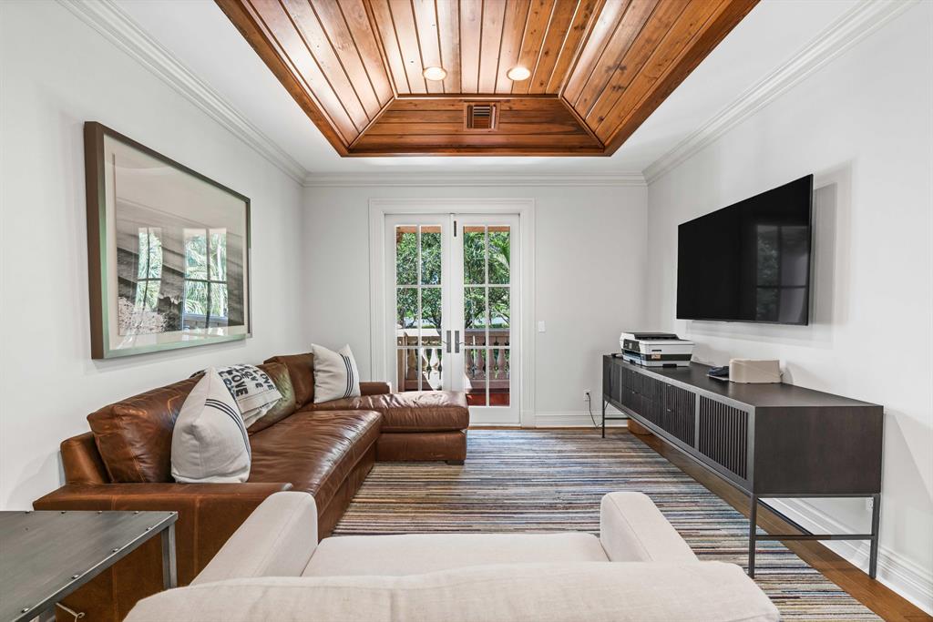 Admirals Cove - Residential