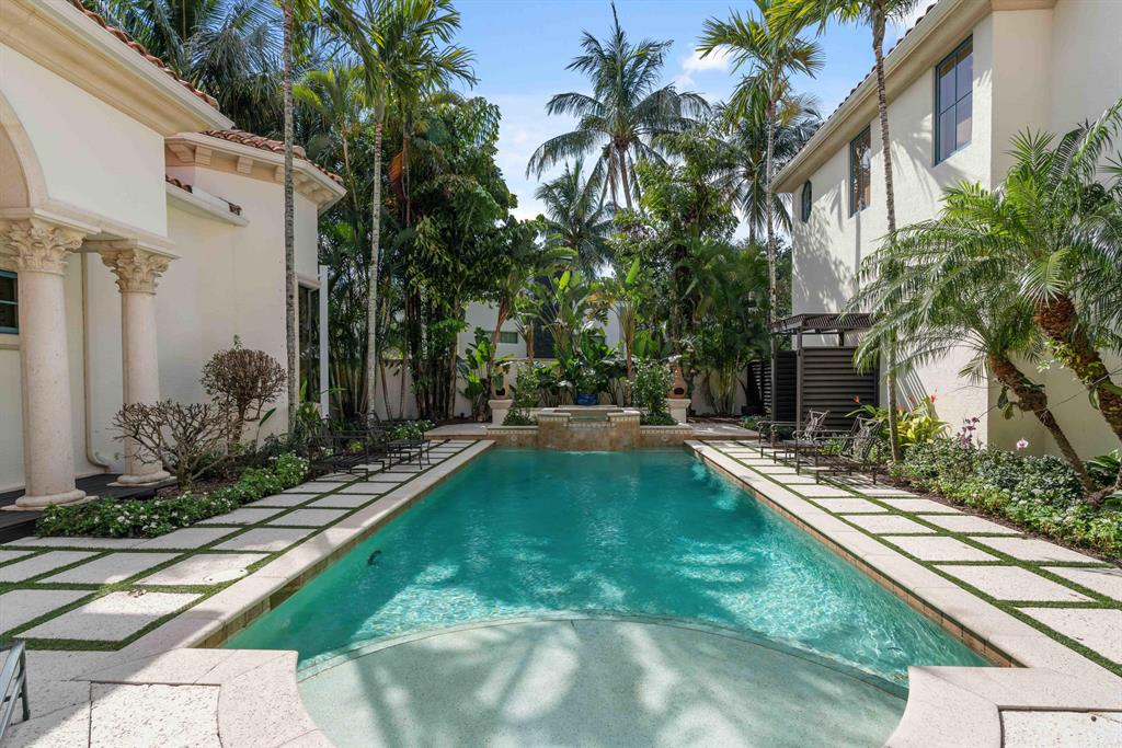 Admirals Cove - Residential