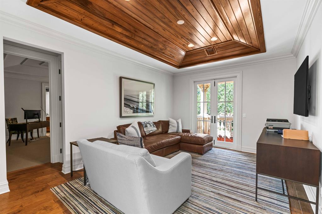 Admirals Cove - Residential