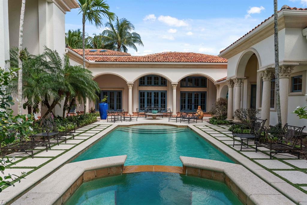 Admirals Cove - Residential