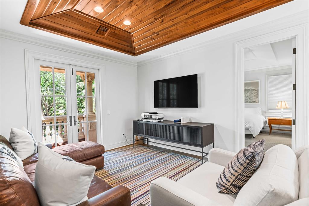 Admirals Cove - Residential