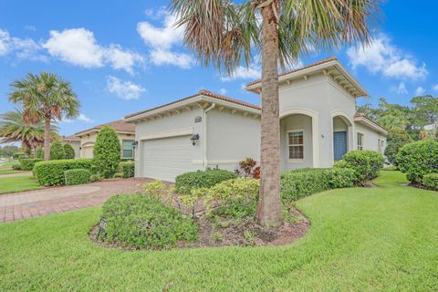 A home in Saint Lucie West