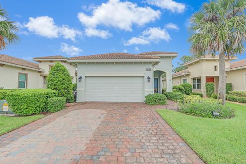 A home in Saint Lucie West