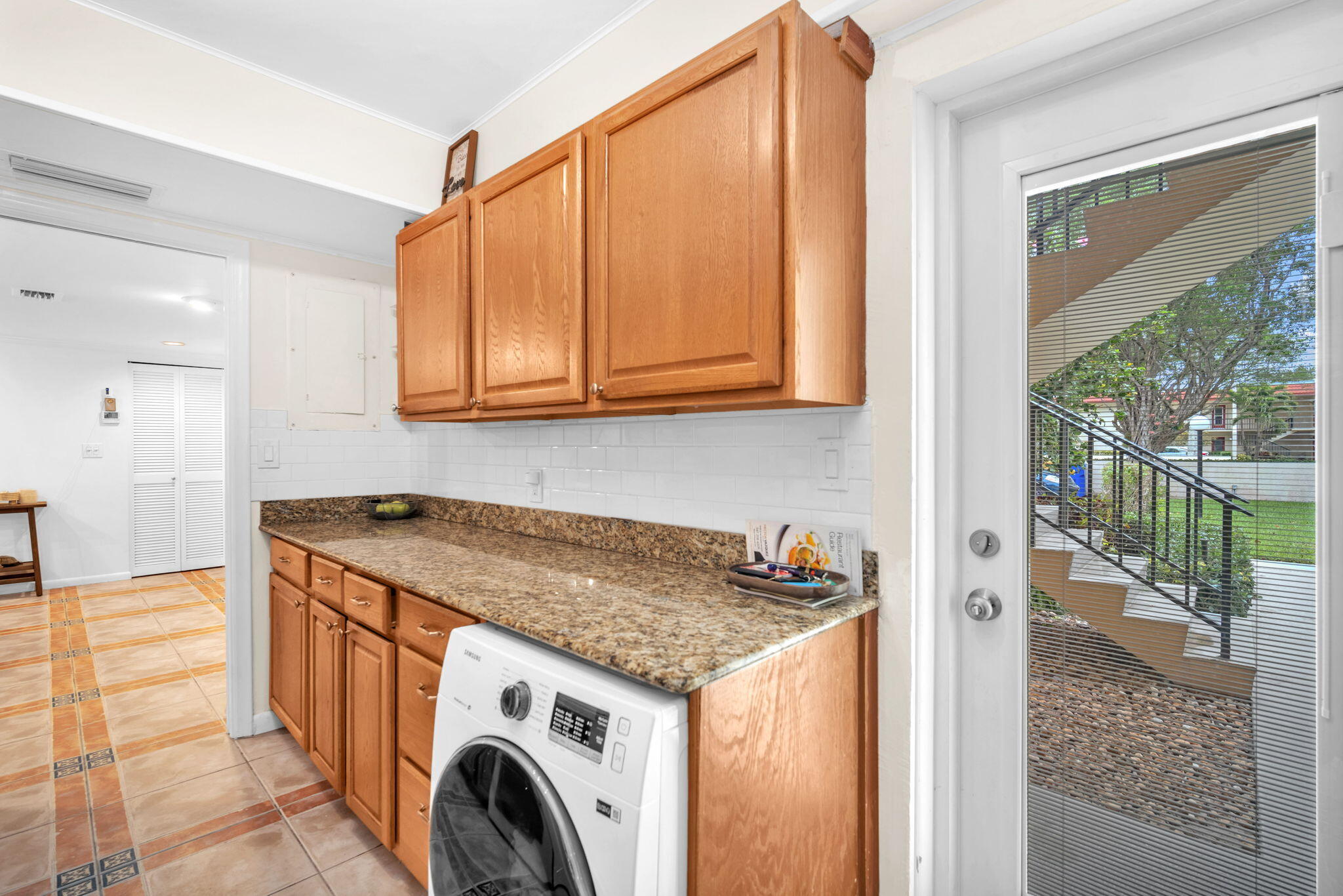 LANDS OF THE PRESIDENT CONDO 1 - Residential