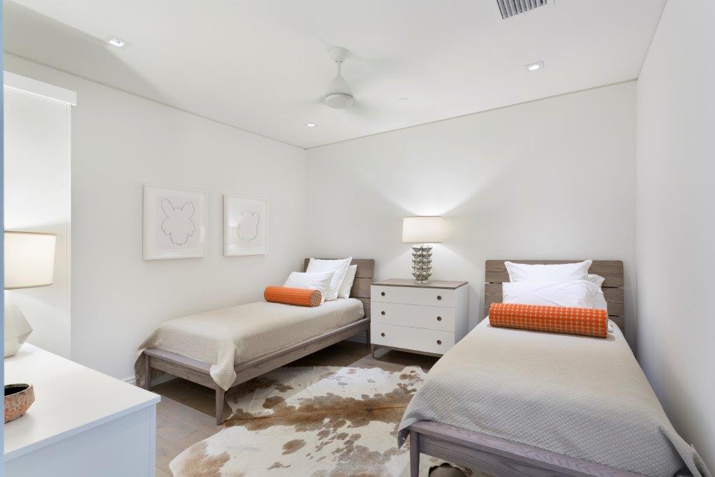 SEAGATE YACHT CLUB - Residential