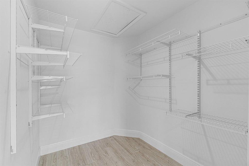 EMERALD POINTE 2 - Residential