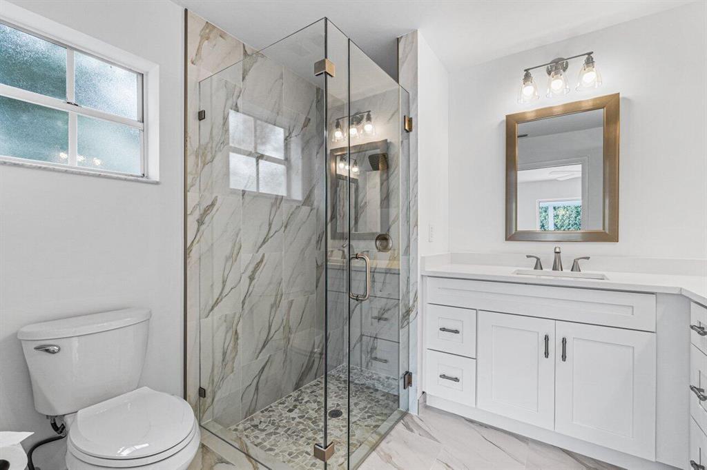 EMERALD POINTE 2 - Residential