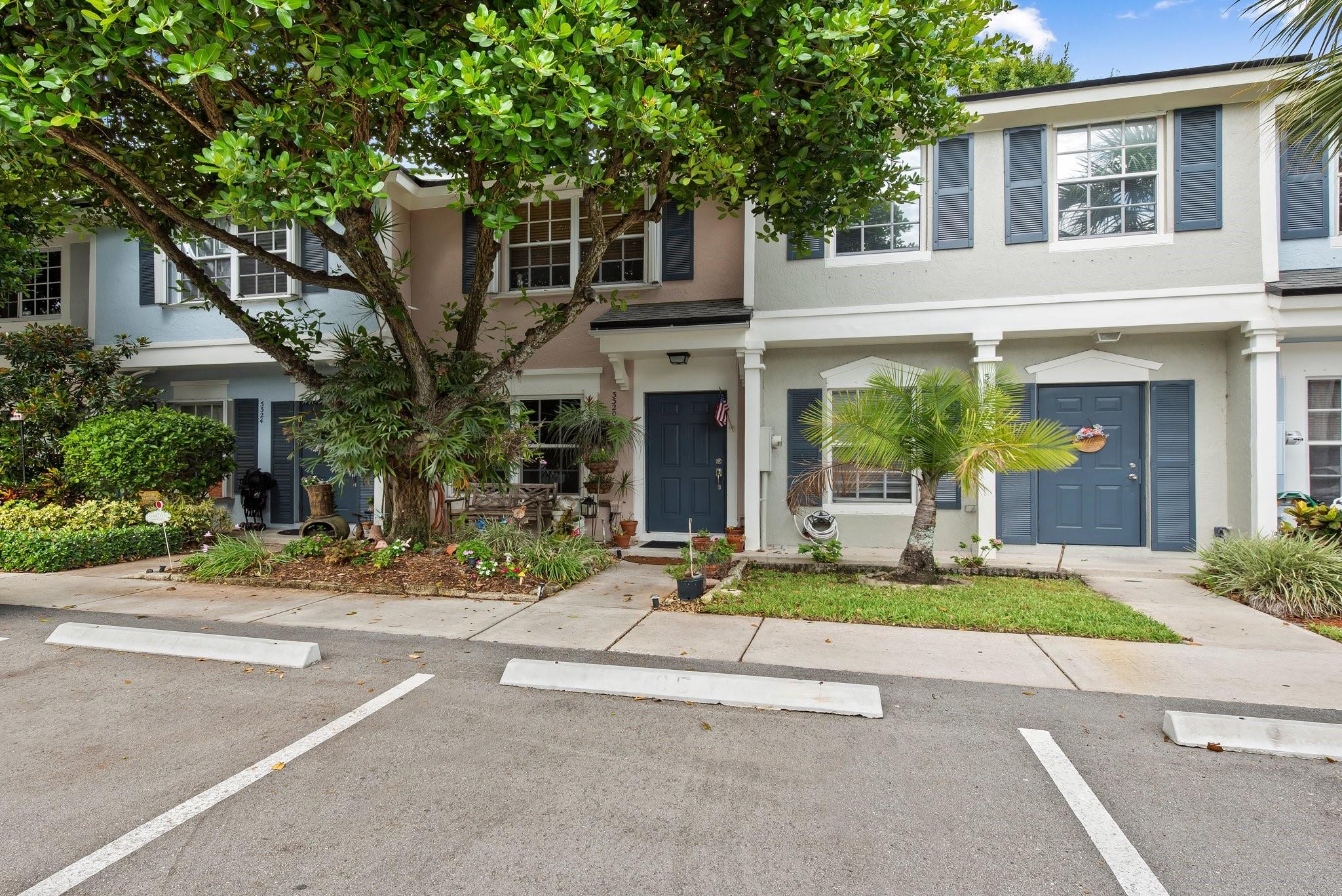 Step into this spacious and well-maintained 2-bedroom, 1.5-bath townhouse, located in a secure, gated community, conveniently situated between 3 major expressways. This home features hurricane impact windows and accordion shutters for peace of mind, along with a freshly painted exterior and a new roof (2022).
Upstairs, you’ll find a handcrafted staircase railing, two generously sized bedrooms, and a beautifully renovated full bathroom. The home is finished with tile and laminate flooring throughout. Relax on the screened-in porch surrounded by a lush backyard garden.
Fiesta is a pet-friendly community with a sparkling pool and plenty of guest parking. Rentals are permitted after one year of ownership, making this a great option for both homeowners and future investors.