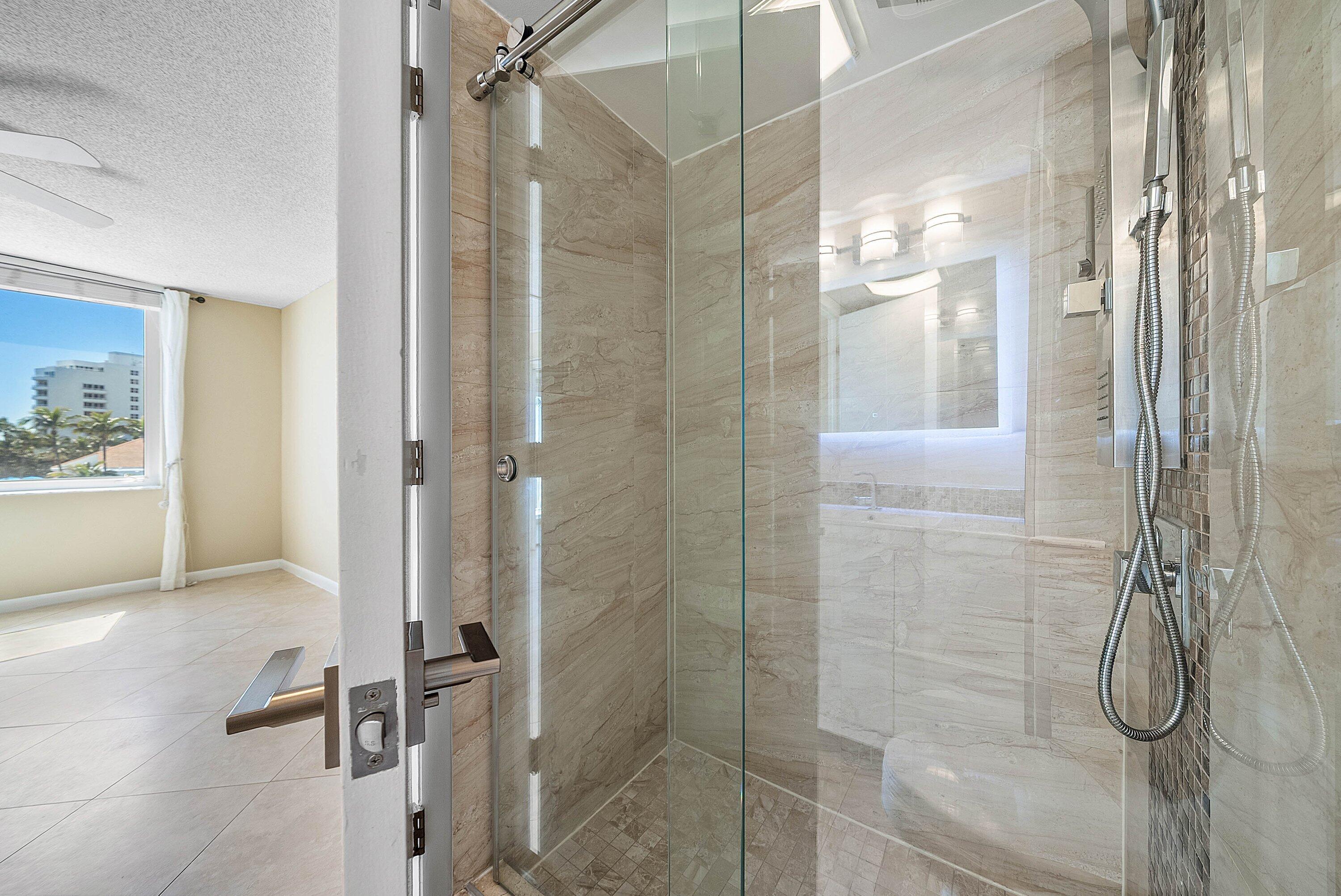 AMBASSADORS V SOUTH CONDO - Residential