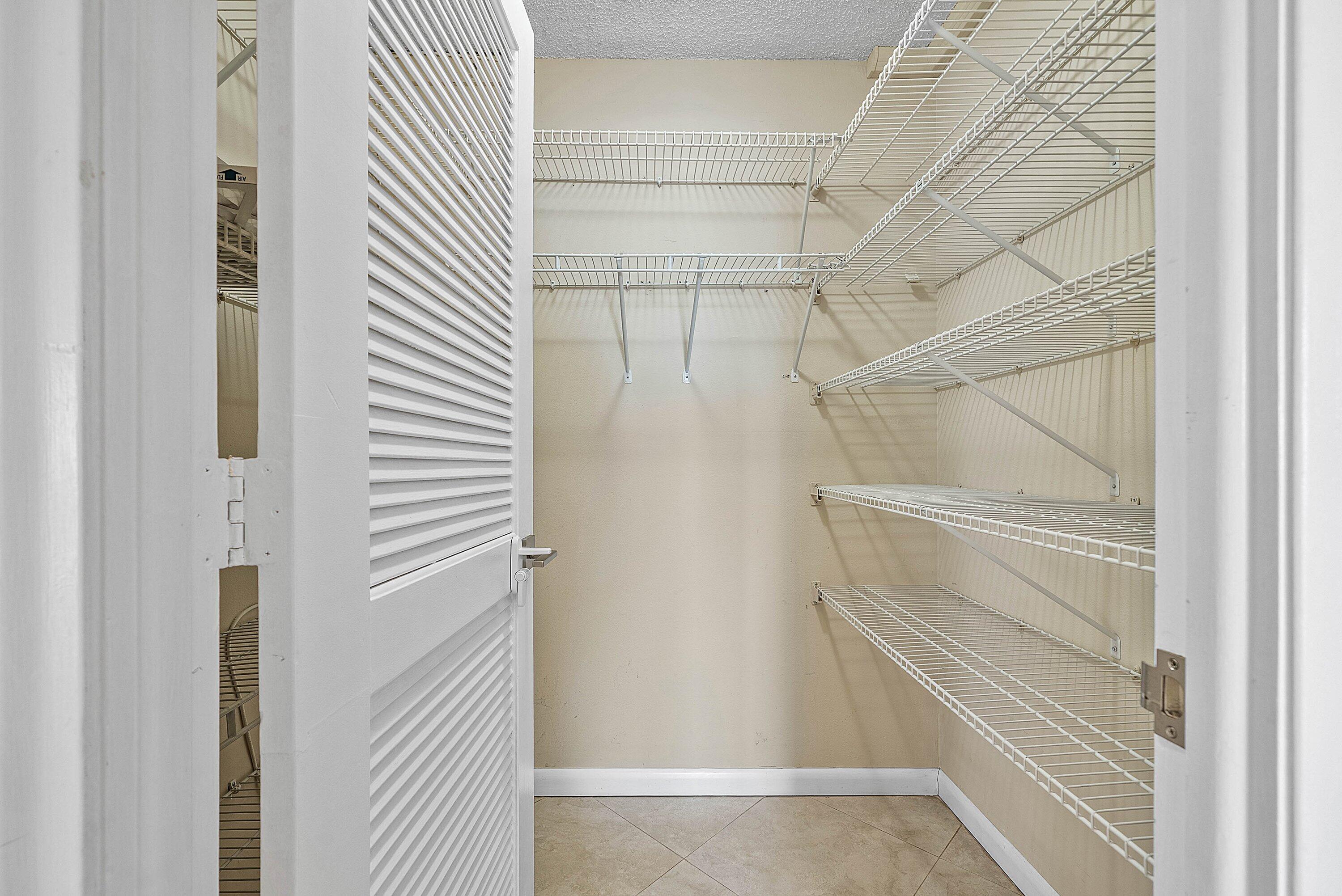 AMBASSADORS V SOUTH CONDO - Residential