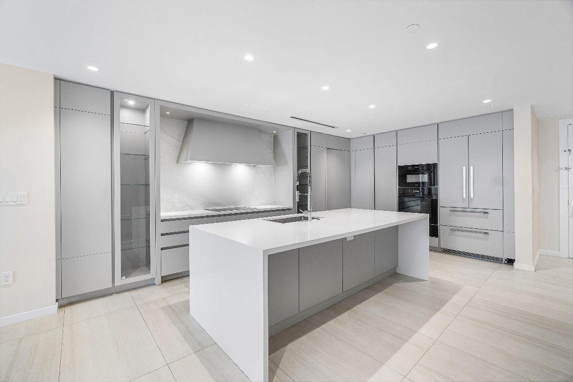 ALINA BOCA RATON CONDO - Residential