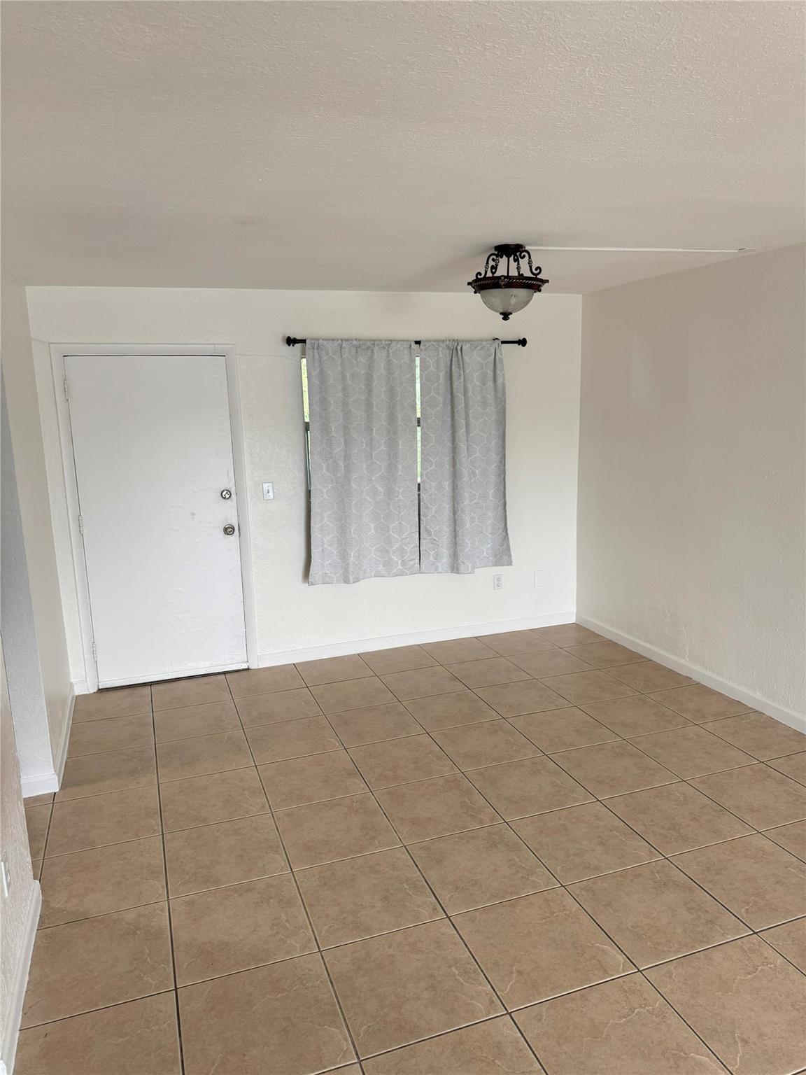 770 CONDO - Residential Lease