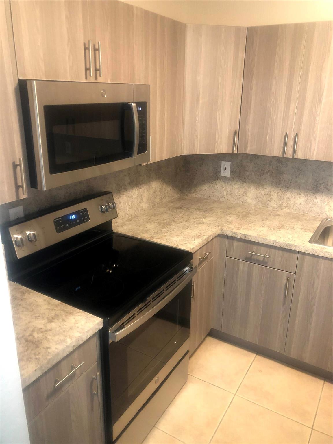 GREAT OPPORTUNITY TO RENT THIS 2/1 WITH NEW KITCHEN, UPDATED BATHROOM AND ONE PARKING SPACE ASSIGNED. LOCATED IN NORTH MIAMI NEAR MANY ENTERTAINMENT VENUES AND MAJOR ROAD WAYS. SPACIOUS TWO BEDROOMS UNIT THAT OPENS TO BALCONY WITH CITY VIEW AND LANDSCAPING. EASY TO SHOW.