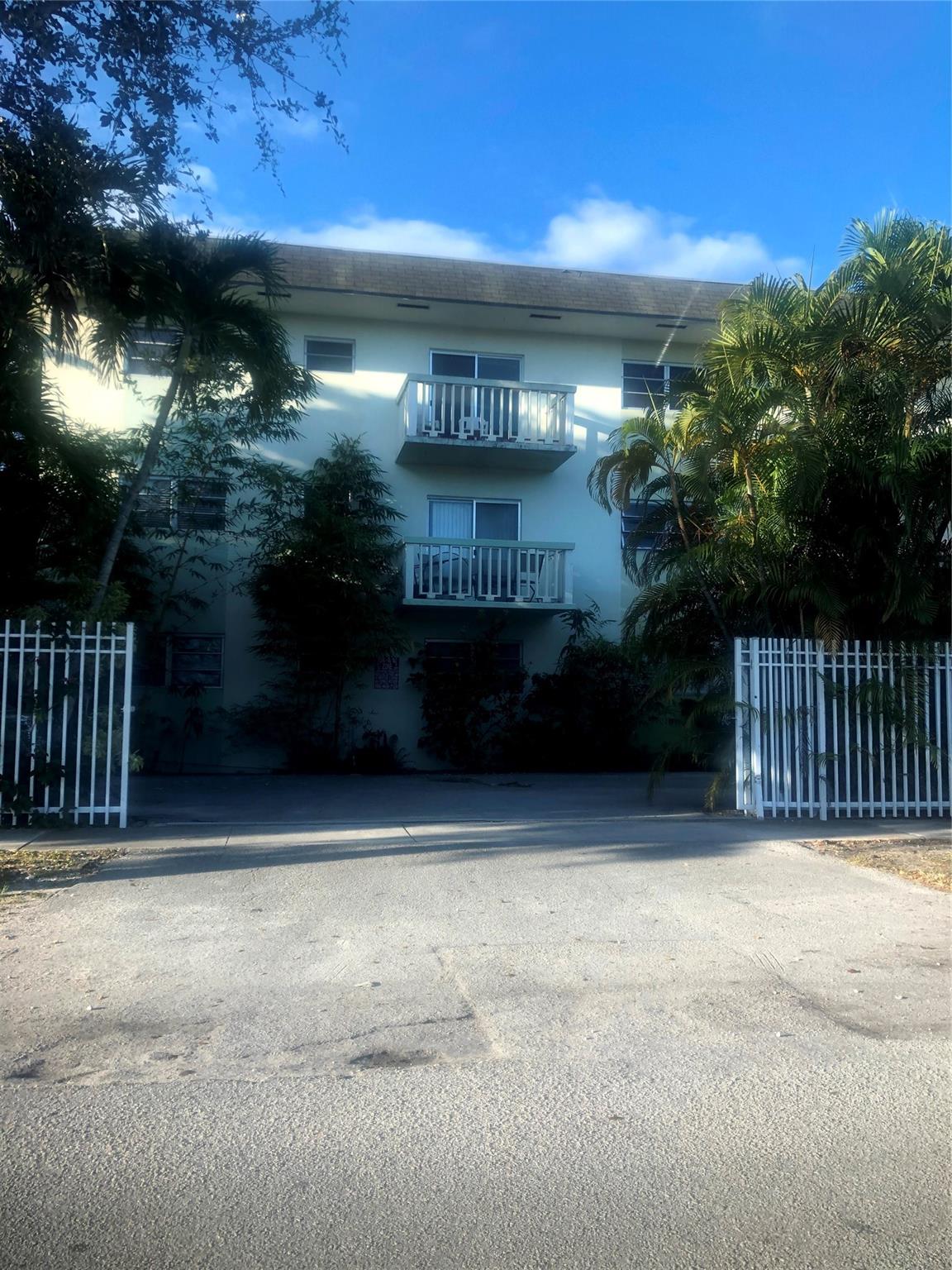 770 CONDO - Residential Lease