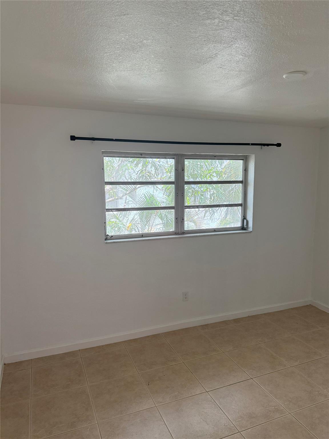 770 CONDO - Residential Lease
