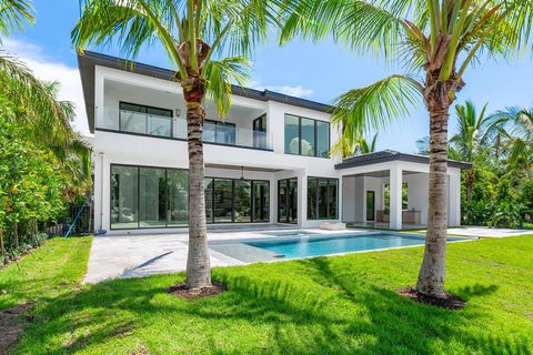 A home in Deerfield Beach