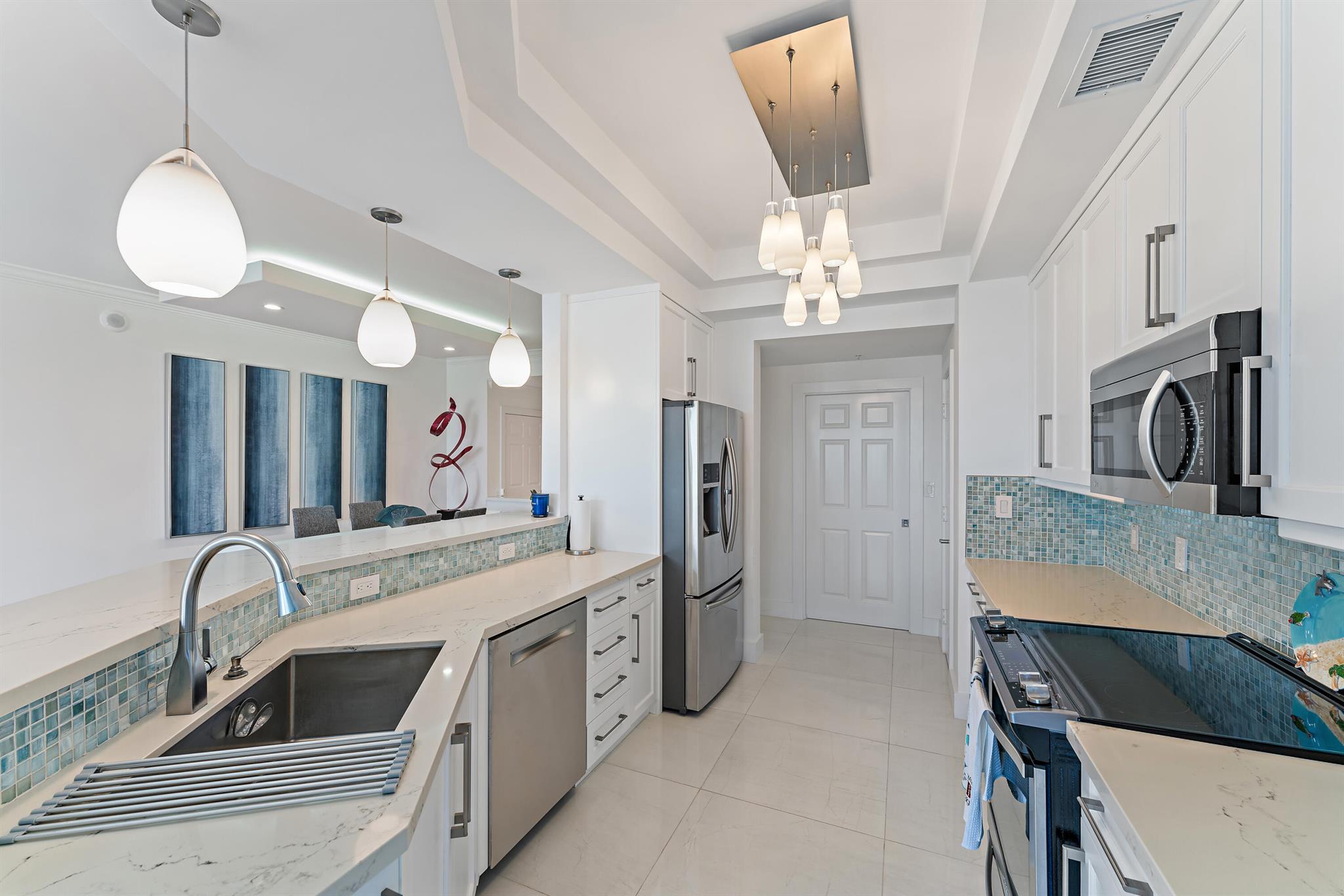 JUPITER OCEAN GRANDE 2 CO - Residential