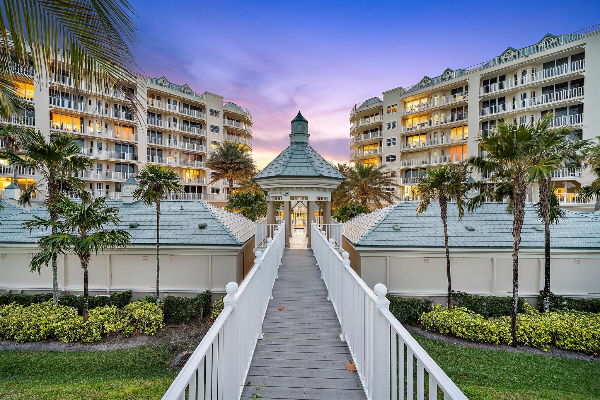 JUPITER OCEAN GRANDE 2 CO - Residential