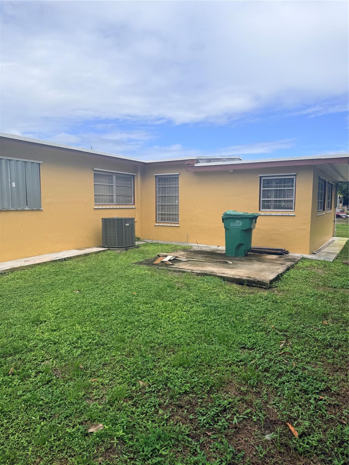 Carol City 2nd Add - Residential