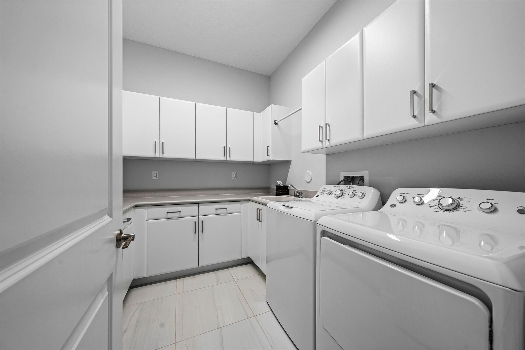 Valencia Grand - Residential