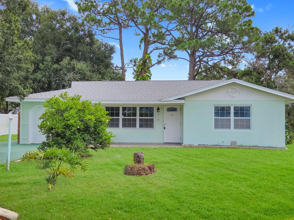 Photo of 5114 MYRTLE Drive, Fort Pierce, FL 34982 (MLS # B26056934)