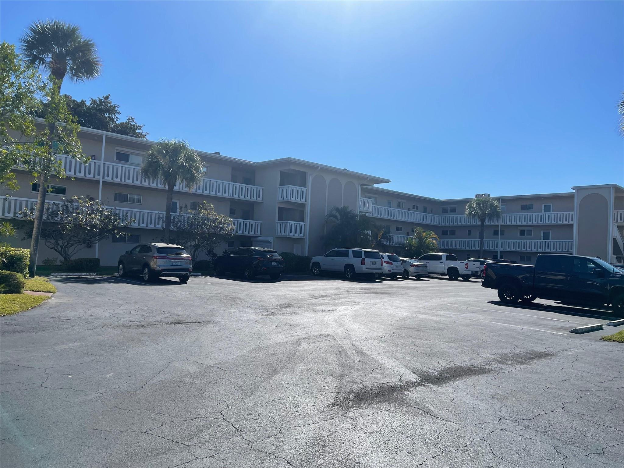 LAKE CLARKE GARDENS CONDO - Residential