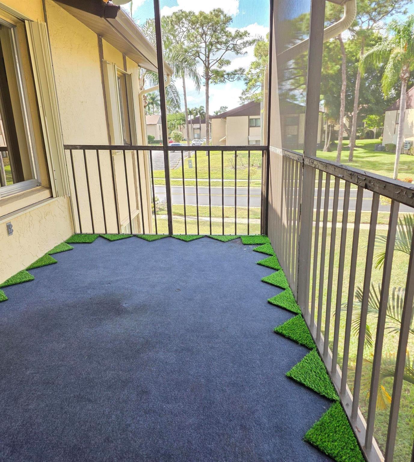 PINE RIDGE SOUTH IV CONDO - Residential