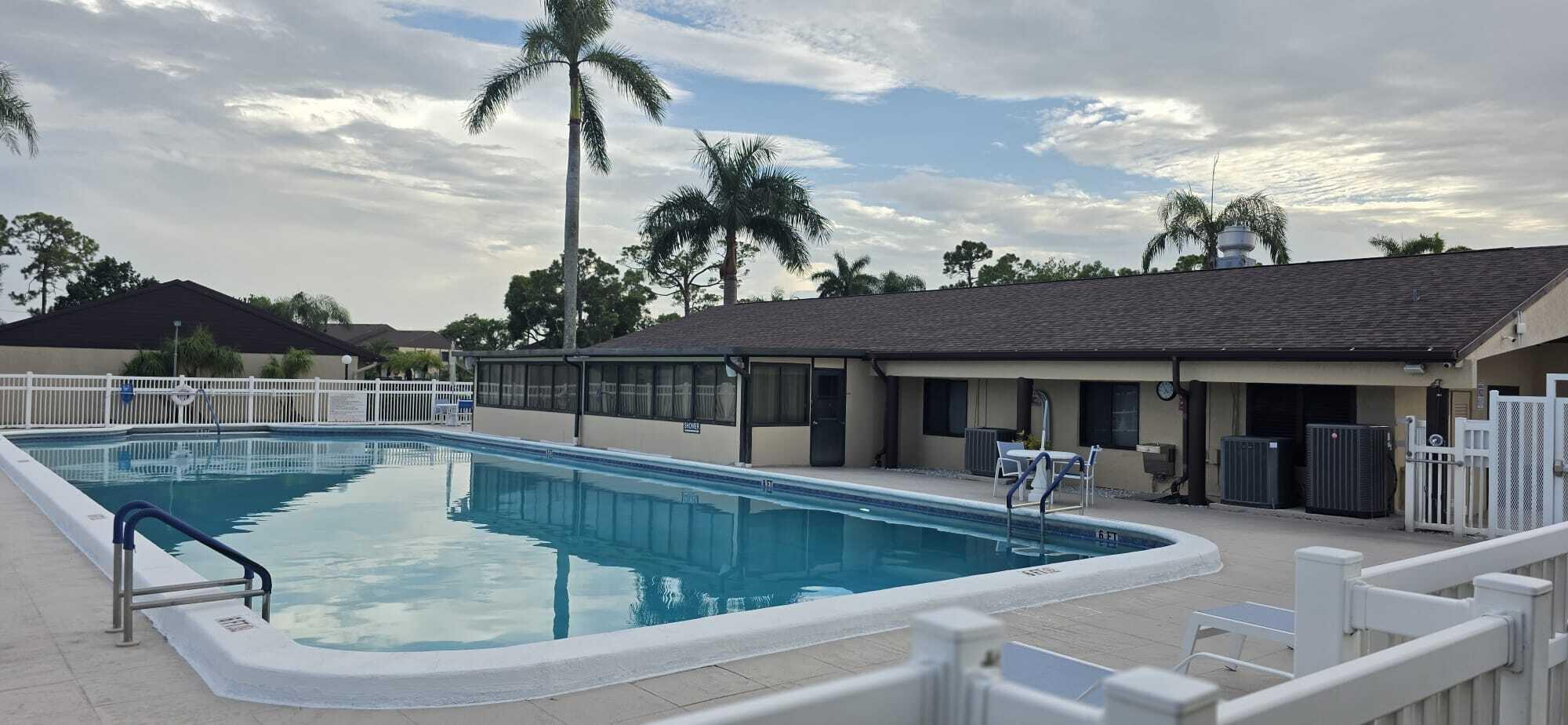 PINE RIDGE SOUTH IV CONDO - Residential
