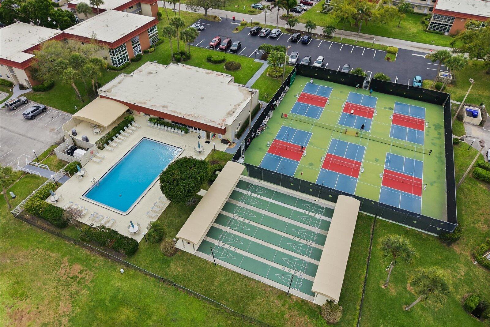 Vista Royale - Residential