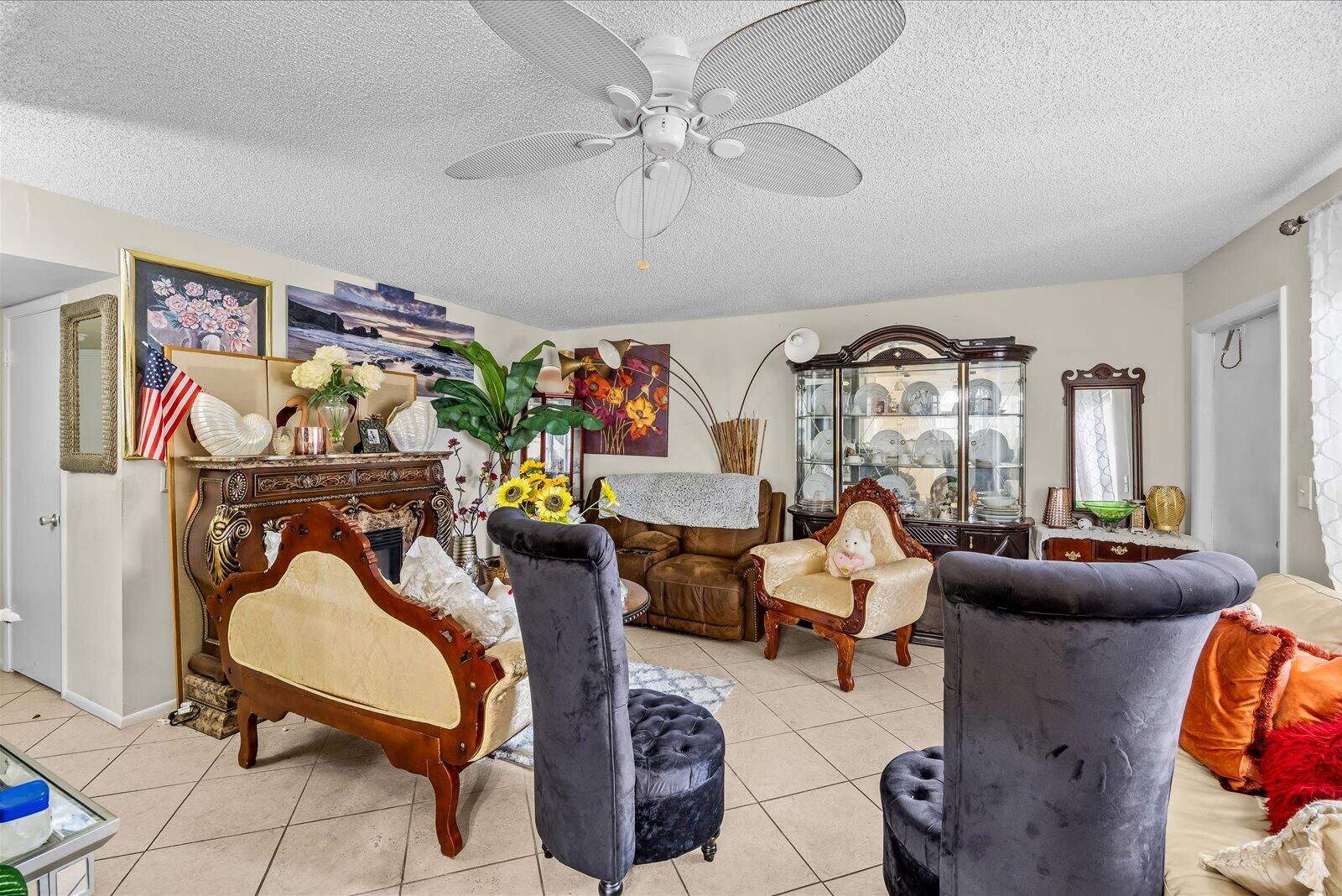 Vista Royale - Residential