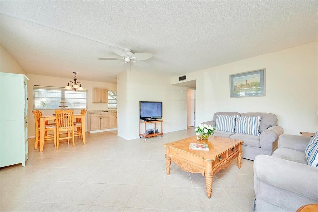 Photo of 58 Woodland Drive #102, Vero Beach, FL 32962 (MLS # F10556403)