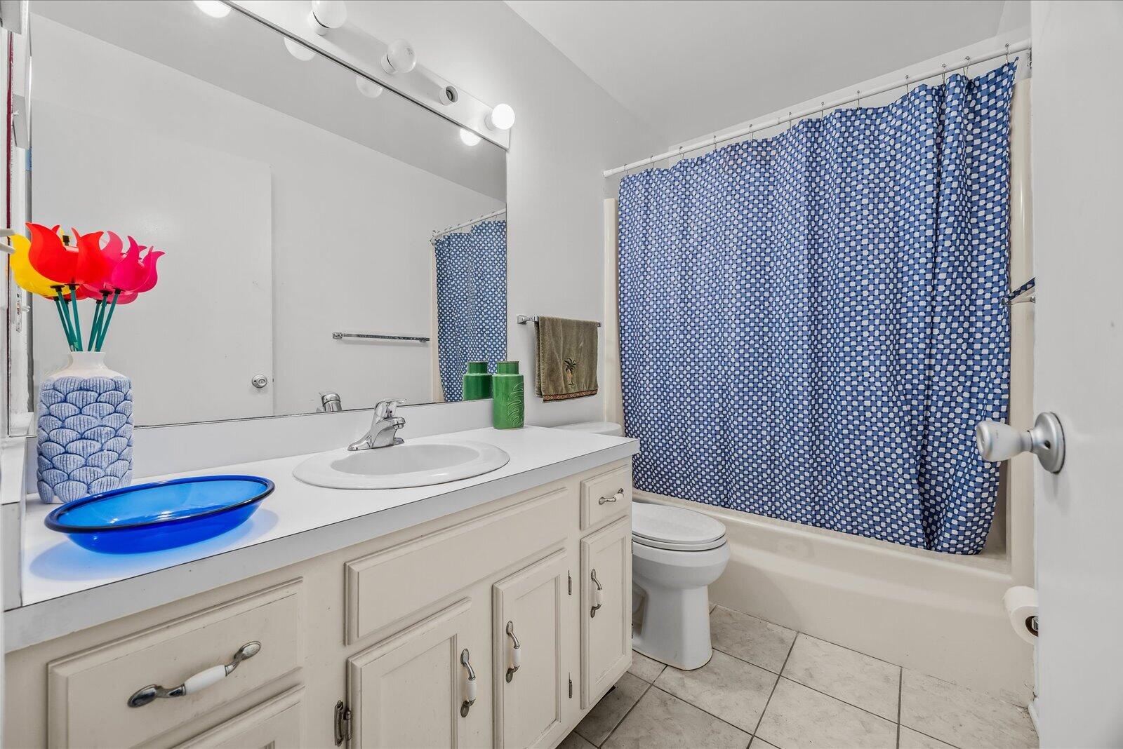 Vista Royale - Residential