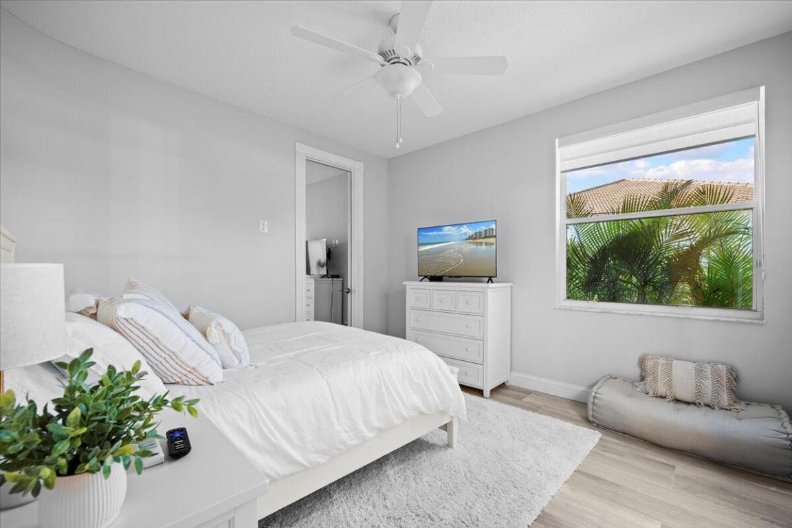 IRONHORSE PAR B-2 - Residential Lease