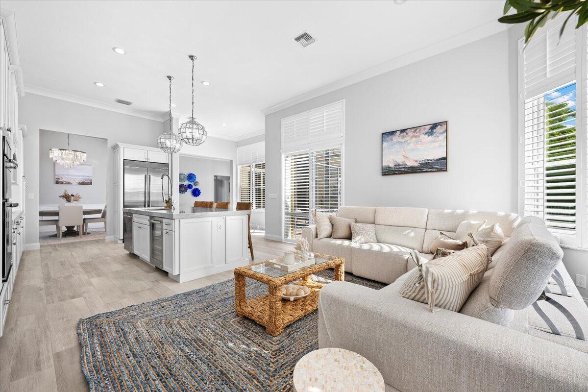 IRONHORSE PAR B-2 - Residential Lease