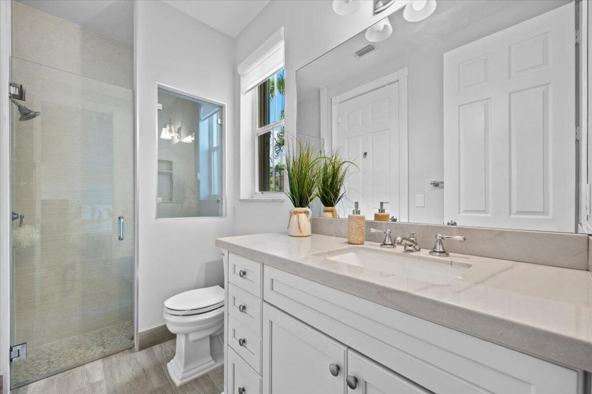 IRONHORSE PAR B-2 - Residential Lease